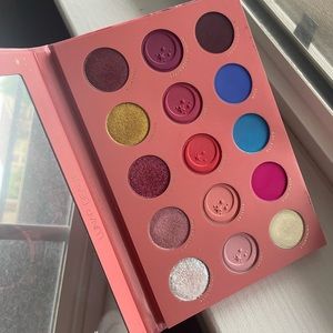 Lunar Beauty Strawberry Dream eyeshadow palette